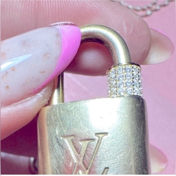 Louis Vuitton Lock (with or without Key) Authentic Lock with customized sparkle - Picture 3 of 7